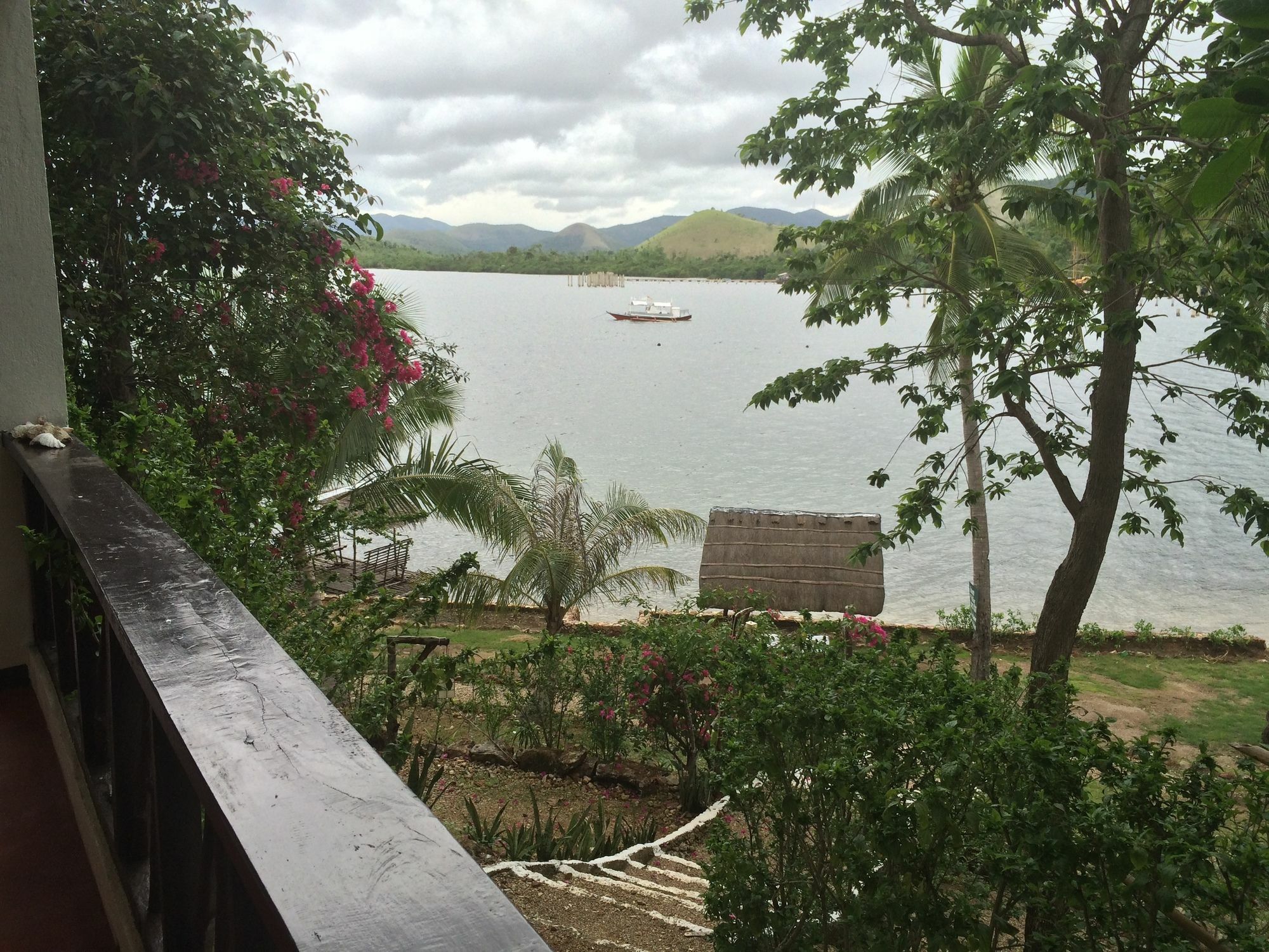 Discovery Island Resort Coron